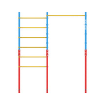 Technische Illustration eines Outdoor-Turnrecks mit Sprossenwand und seitlich montierter, höhenverstellbarer Reckstange. Das bunte Klettergerüst für Kinder zeigt die robuste Konstruktion aus Stahl zur festen Bodenverankerung.