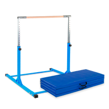 Blaues Turnreck für Kinder mit passender Turnmatte, ideal für sportliche Aktivitäten und sicheren Spielspaß. Verstellbare Höhe und zusätzliche Polsterung für optimale Sicherheit.